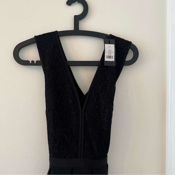 Black womens XS evening dress new with tags perfect condition - Picture 4 of 6